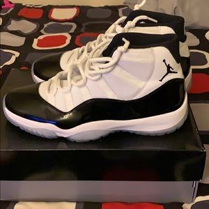 Retro 11’s (Concord)